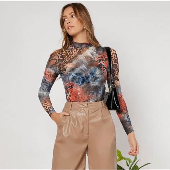 Woman’s Mesh Leopard Snakeskin Top - Picture 4 of 6